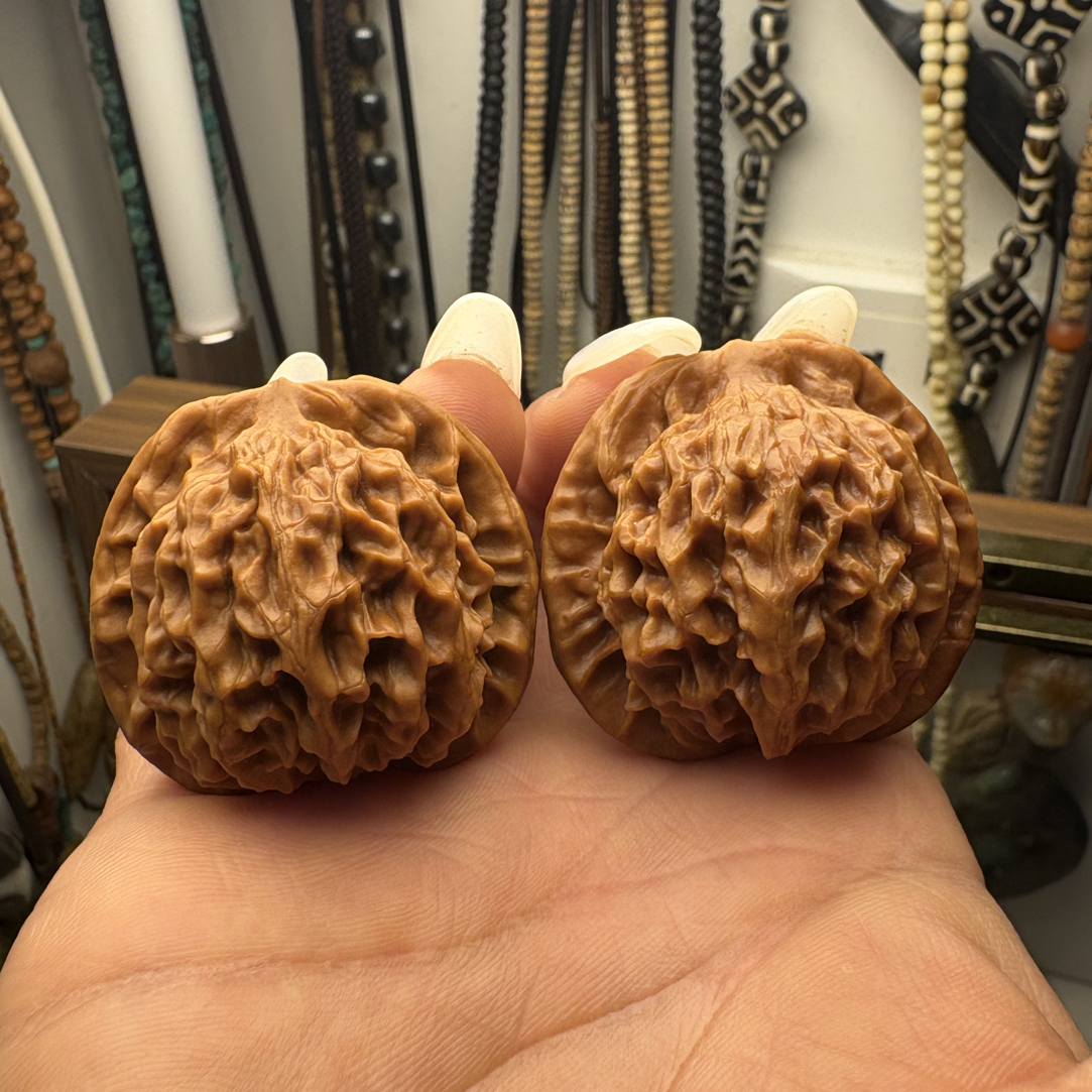 秦闷文玩核桃手把件