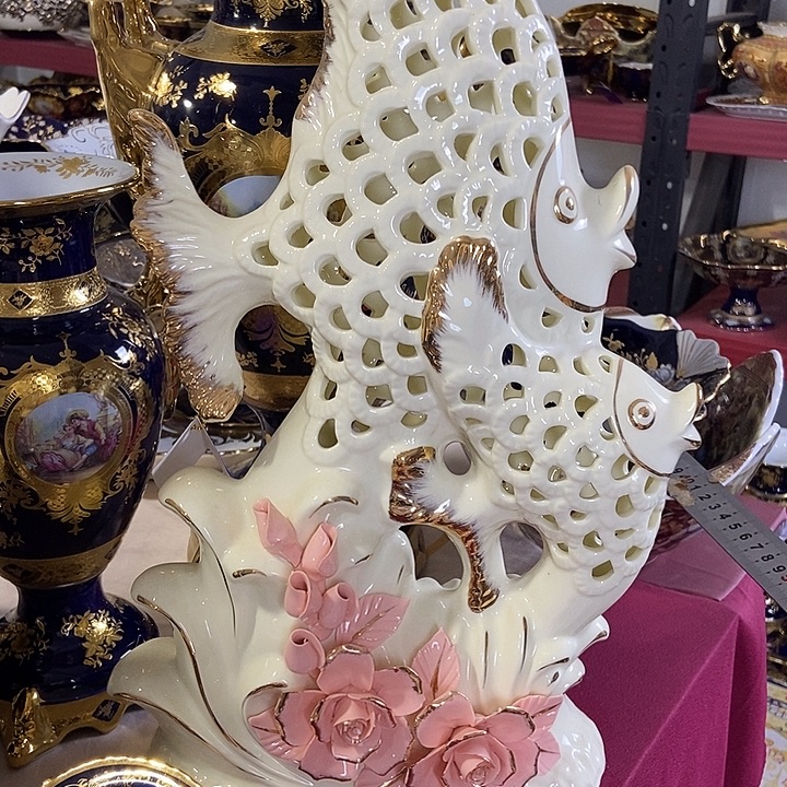 瓷片微瑕……………………………………