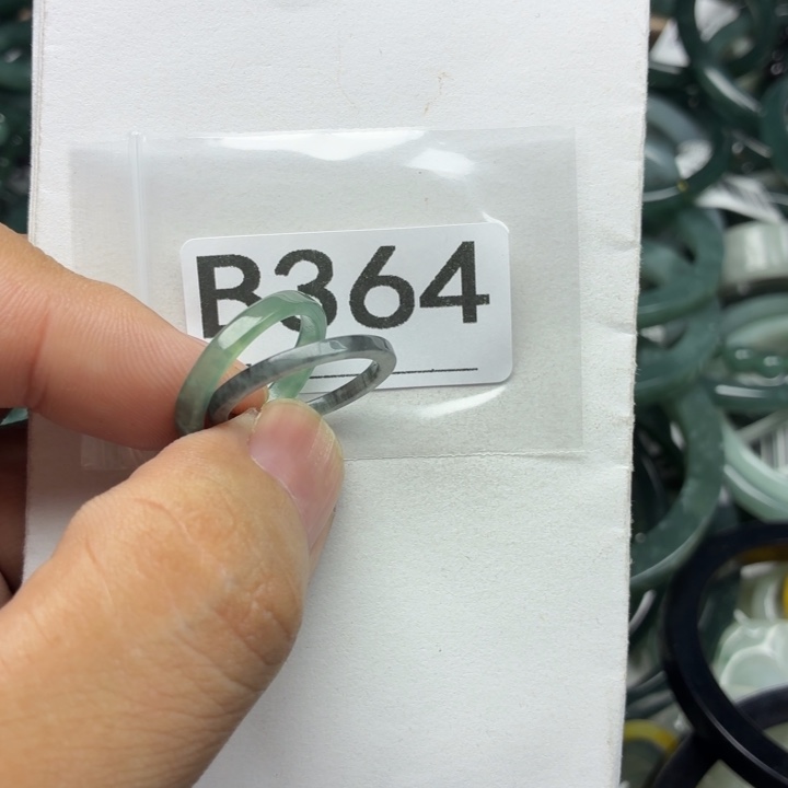 未镶嵌戒指翡翠徐*者364港18圈