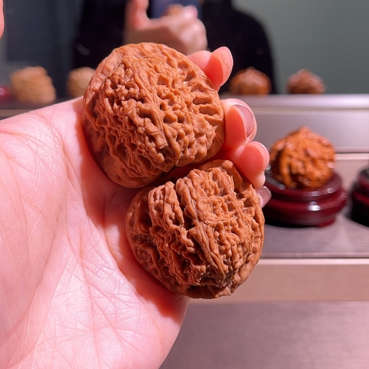 海***纳把件文玩核桃南疆石