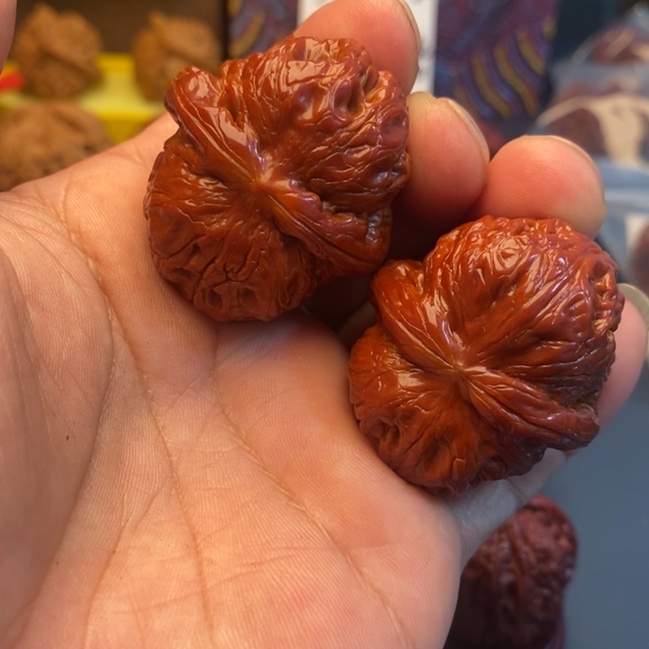 她***.把件文玩核桃元宝苦