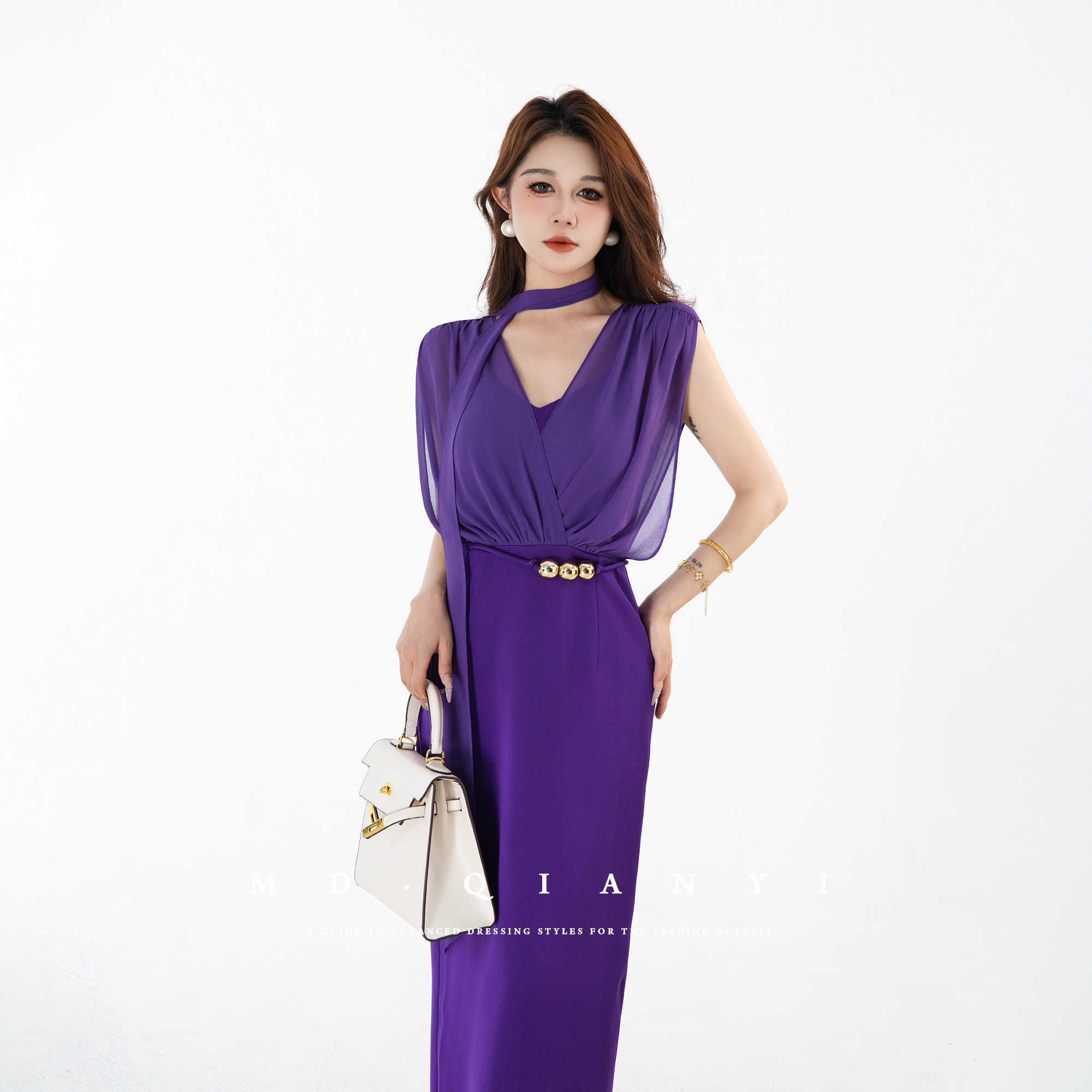 MD定制·杨千亿【极简优雅】2025夏季新款显瘦气质时尚修身连衣裙