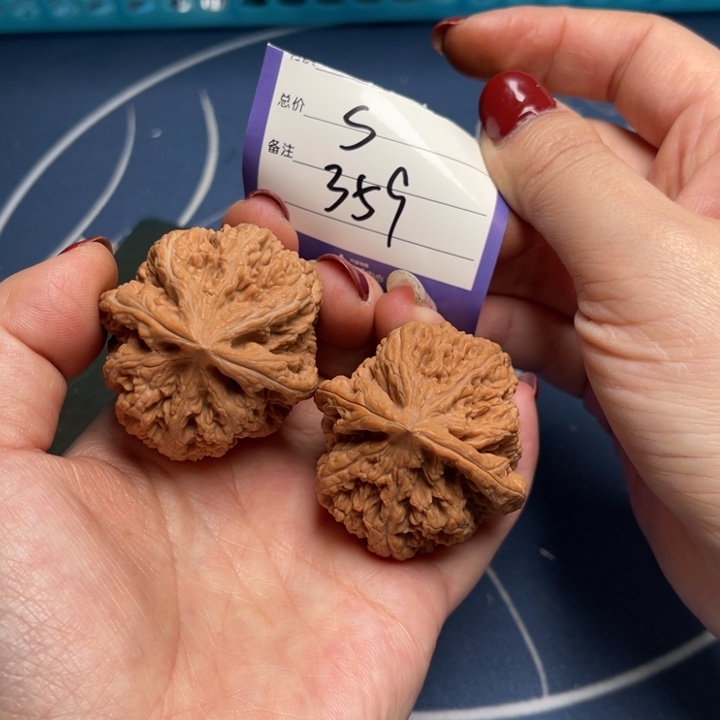 文玩核桃把件粗筋42