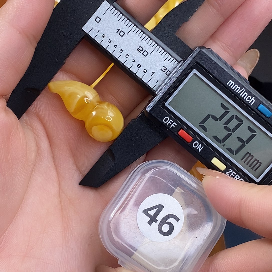 琥珀珠宝奇石未镶嵌琥珀蜜蜡微瑕