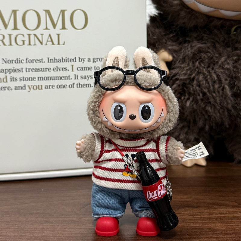 【现货速放】搪胶毛绒公仔娃衣服车钥匙扣车钥匙扣链圈环包挂件女生