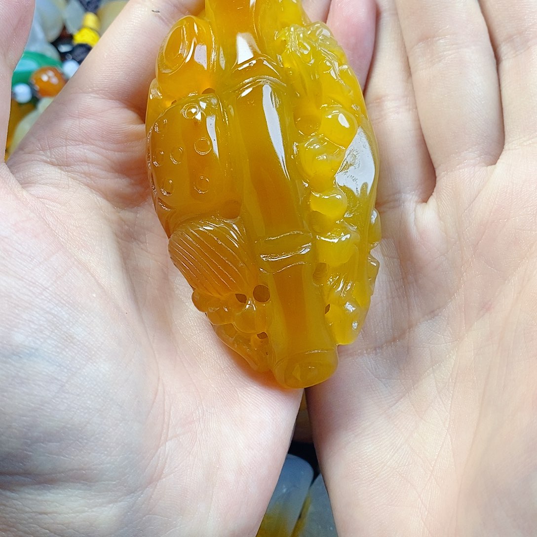 笑***天玛瑙/玉髓未镶嵌珠宝奇石