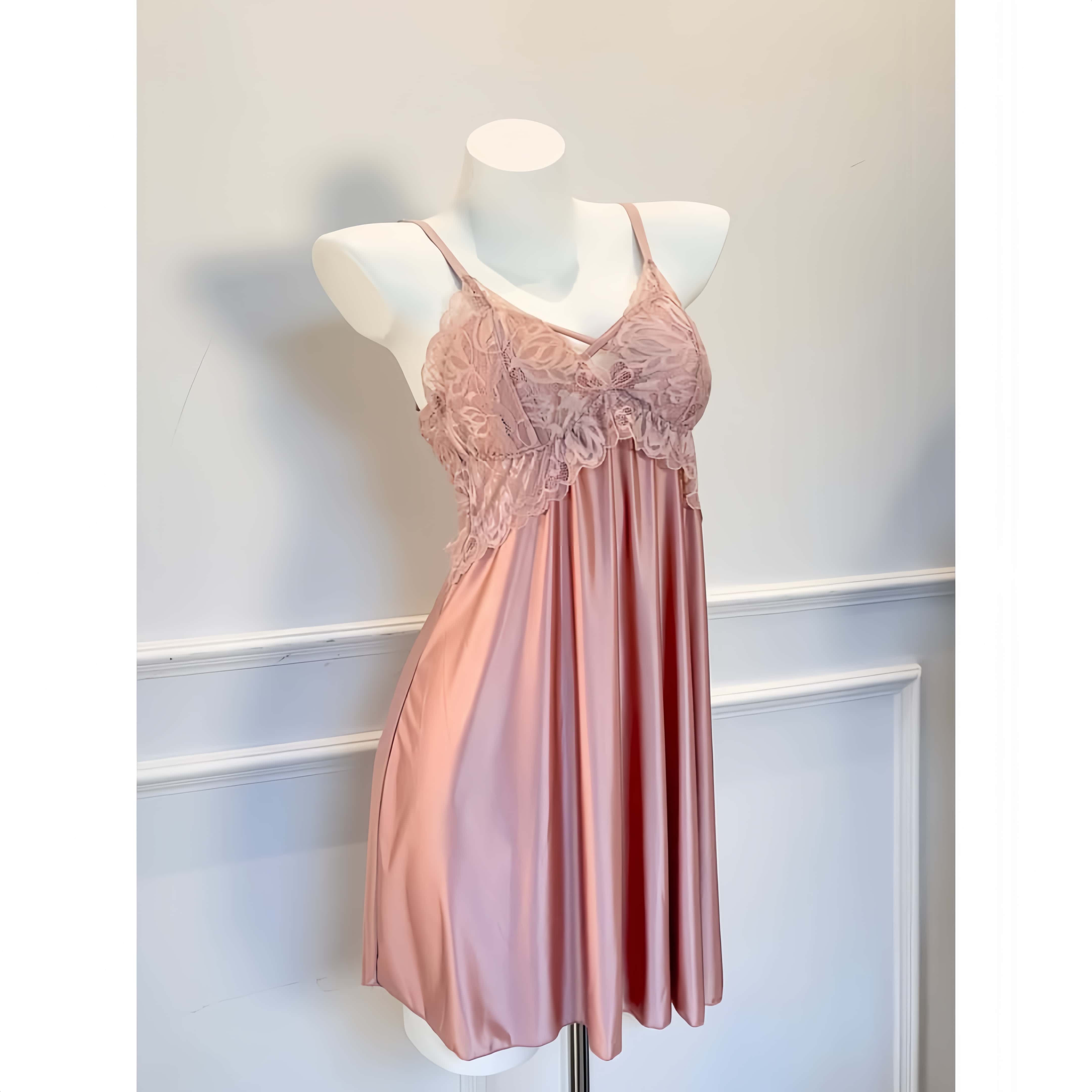 【大红定制】大码性感短款粉色蕾丝吊带睡裙气质无袖显瘦美背吊带裙