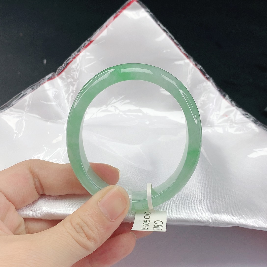 翡翠手镯未镶嵌翡翠原80