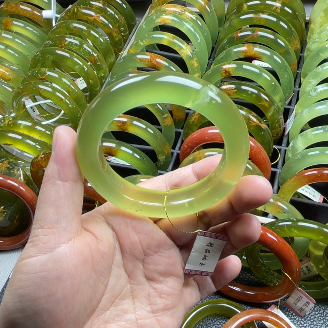 未镶嵌蛇纹石玉手镯