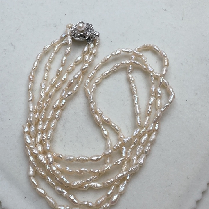 淡水珍珠颈饰未镶嵌