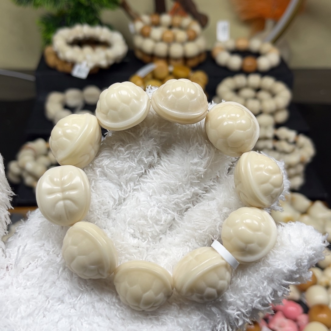 菩提根/象牙果吊坠2.5.48富甲微瑕