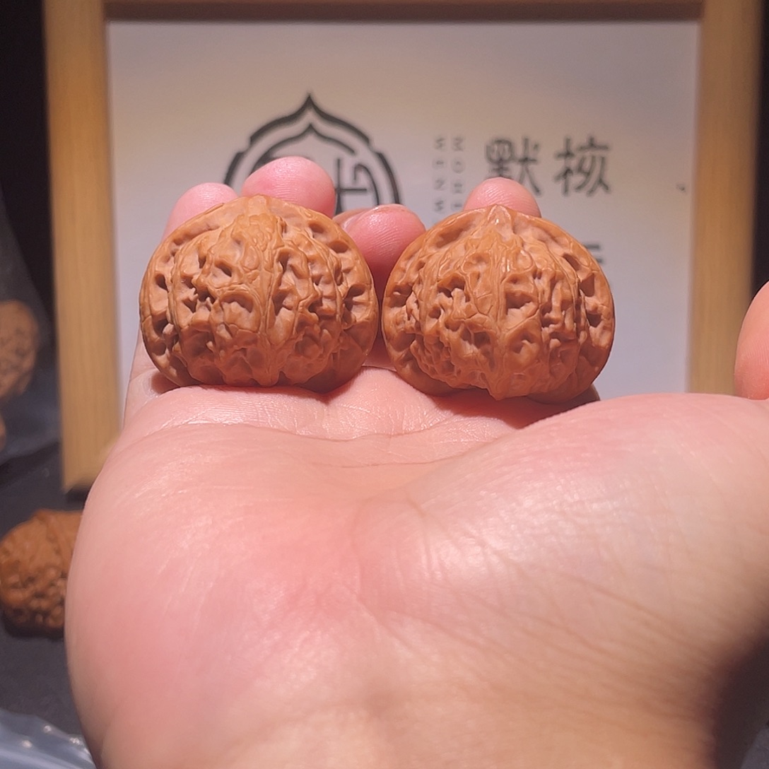 文玩核桃把件37全品汉高宫灯