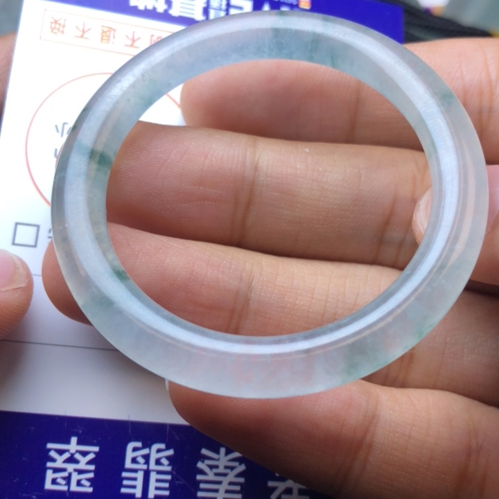 定制翡翠未镶嵌挂件