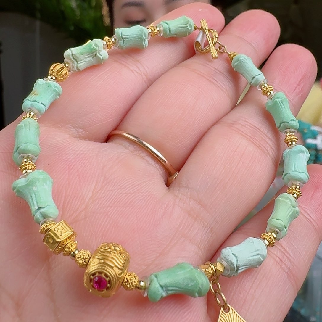 绿松石珠宝奇石18K金镶嵌