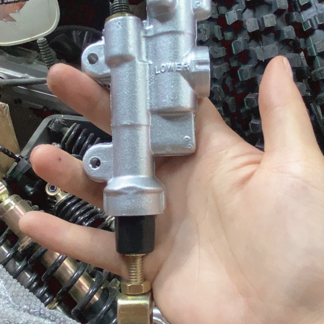 北海后刹车上泵全新一个