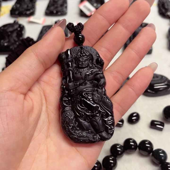 颈饰未镶嵌翡翠清*