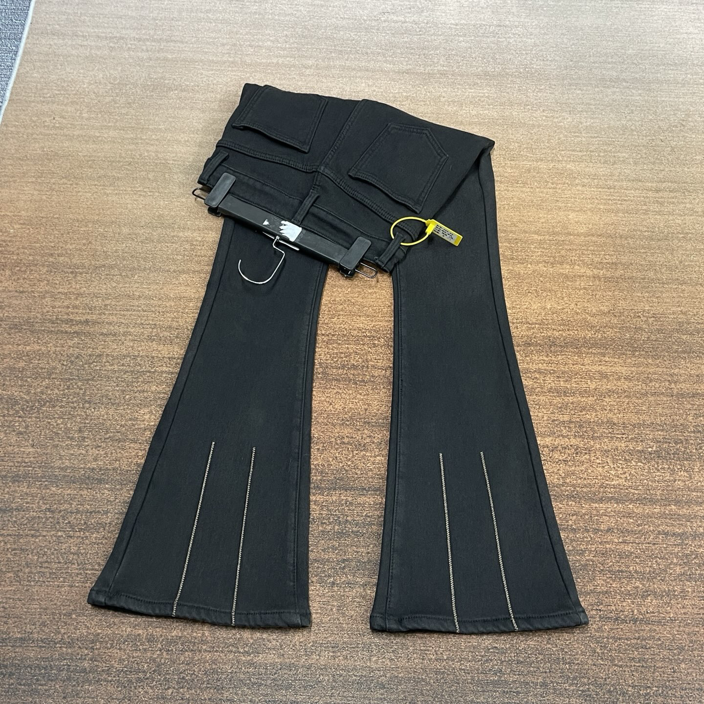 #A8-666 加绒-厚绒 黑色美式个性辣妹刺绣女神裤 高弹（不换退）