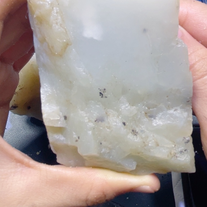 和田玉未镶嵌珠宝半成品