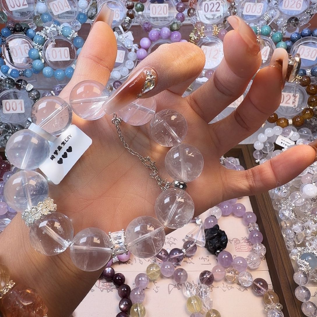 手链水晶合金奶白