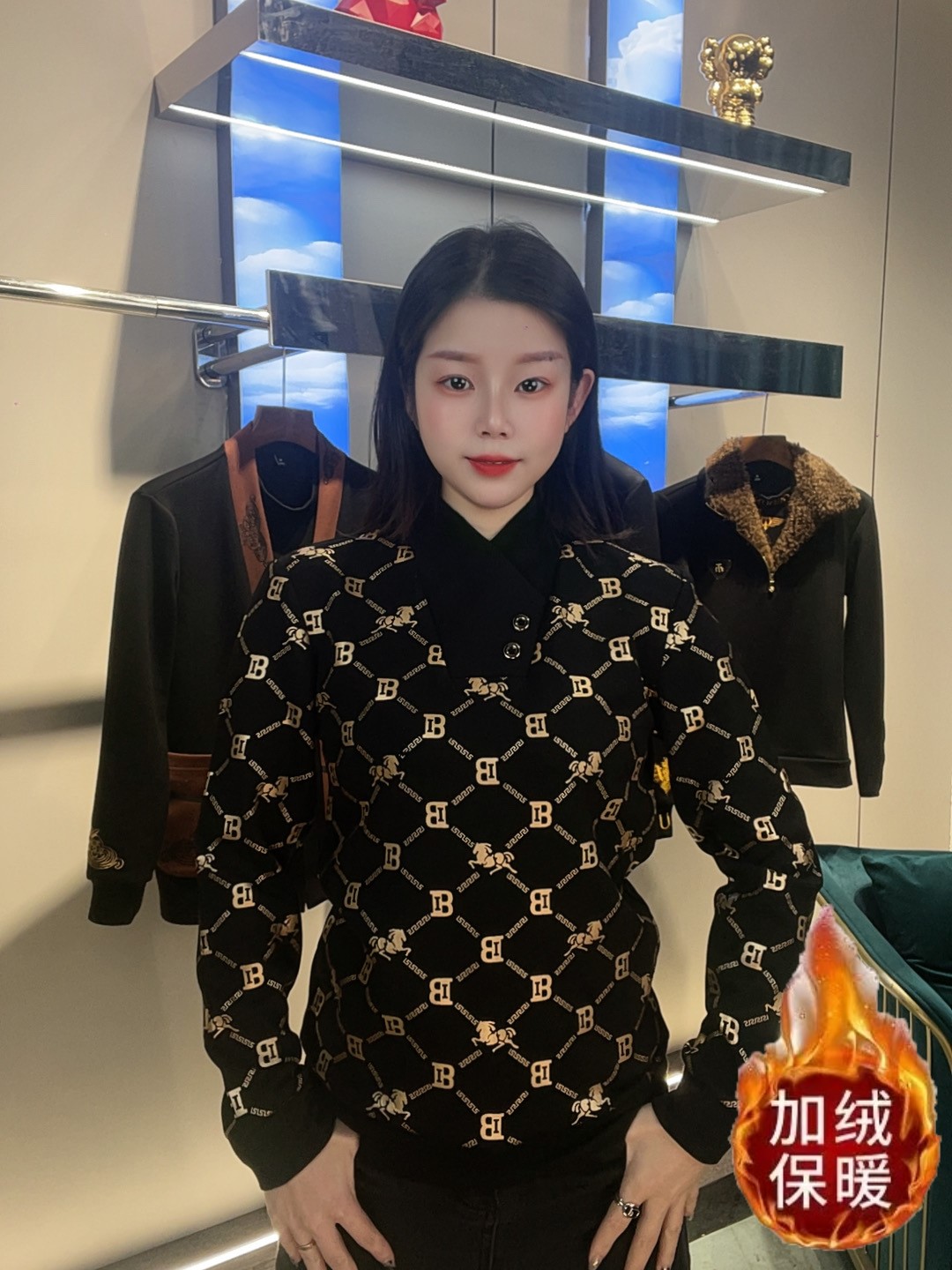 江南君姐欧货男装休闲圆领轻奢空气层款百搭透气上衣潮流修身型