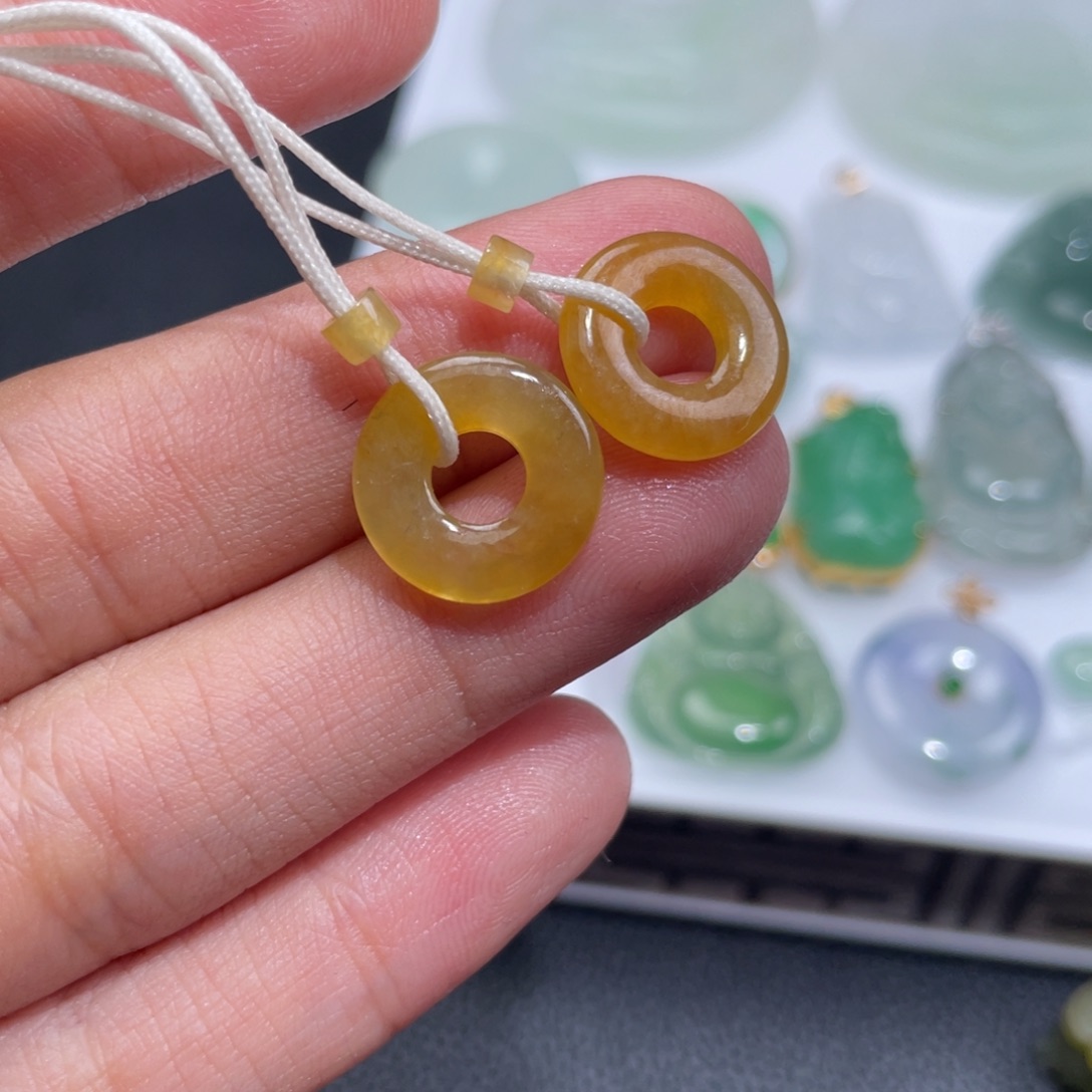 定制翡翠未镶嵌翡翠