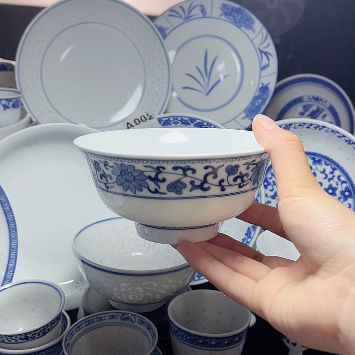 碗青花缠枝莲五寸饭碗