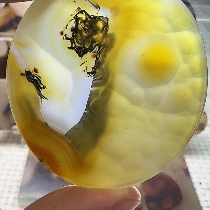 玛瑙/玉髓未镶嵌珠宝奇石