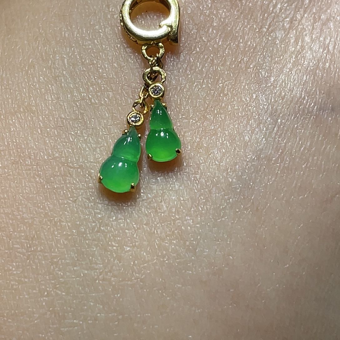 翡翠颈饰18K金镶嵌盐****店