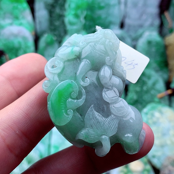 翡翠吊坠(不含链)未镶嵌