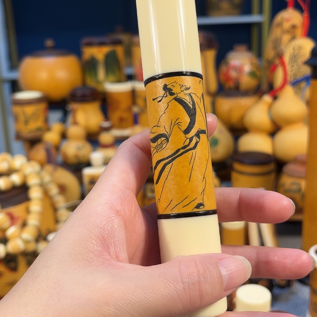 大叶紫檀（黑酸枝木类）