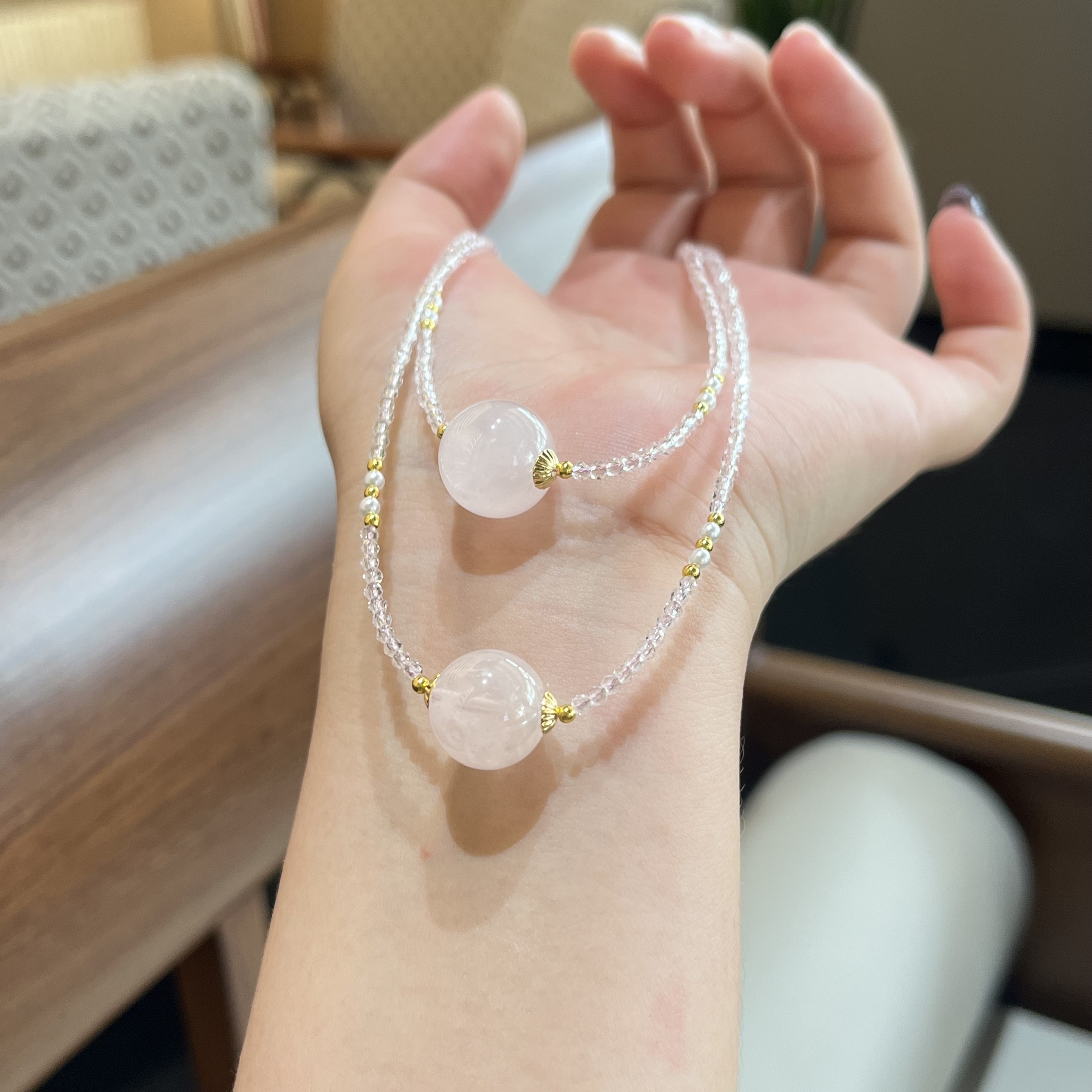 天然粉水晶圆珠设计款锁骨链时尚百搭 多样性发其一