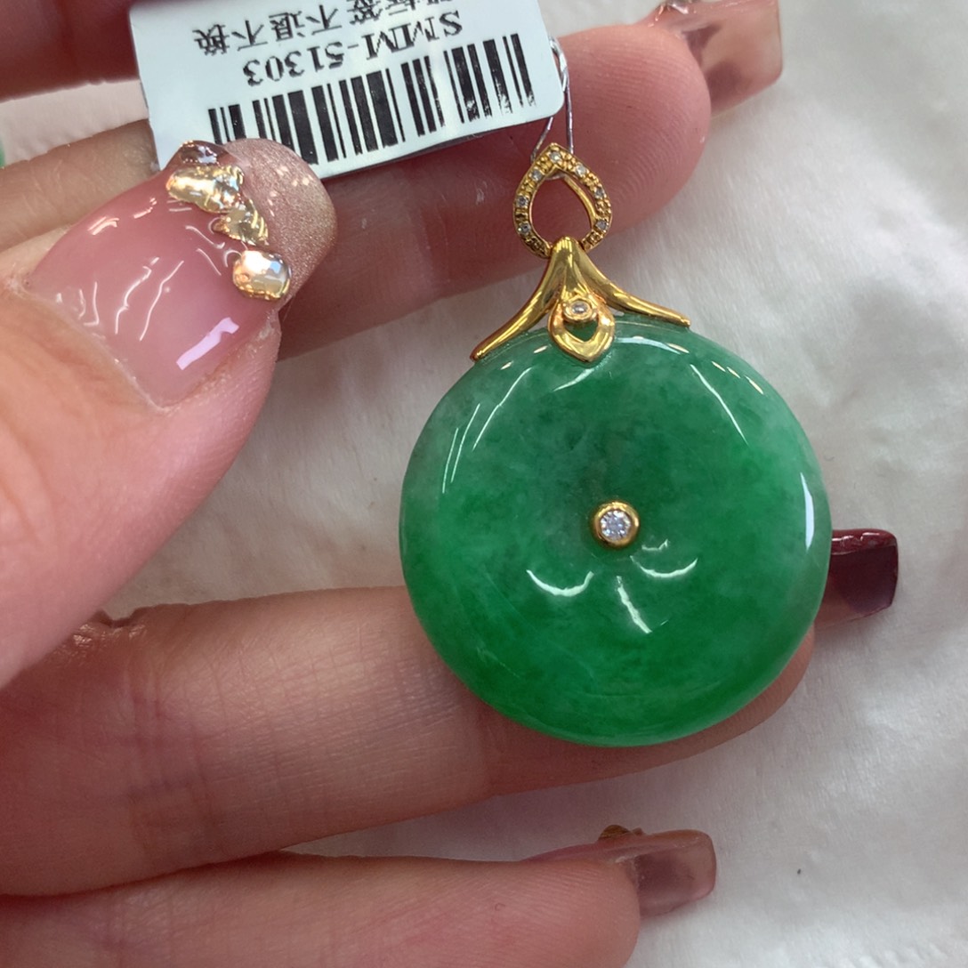 翡翠吊坠(不含链)18K金镶嵌