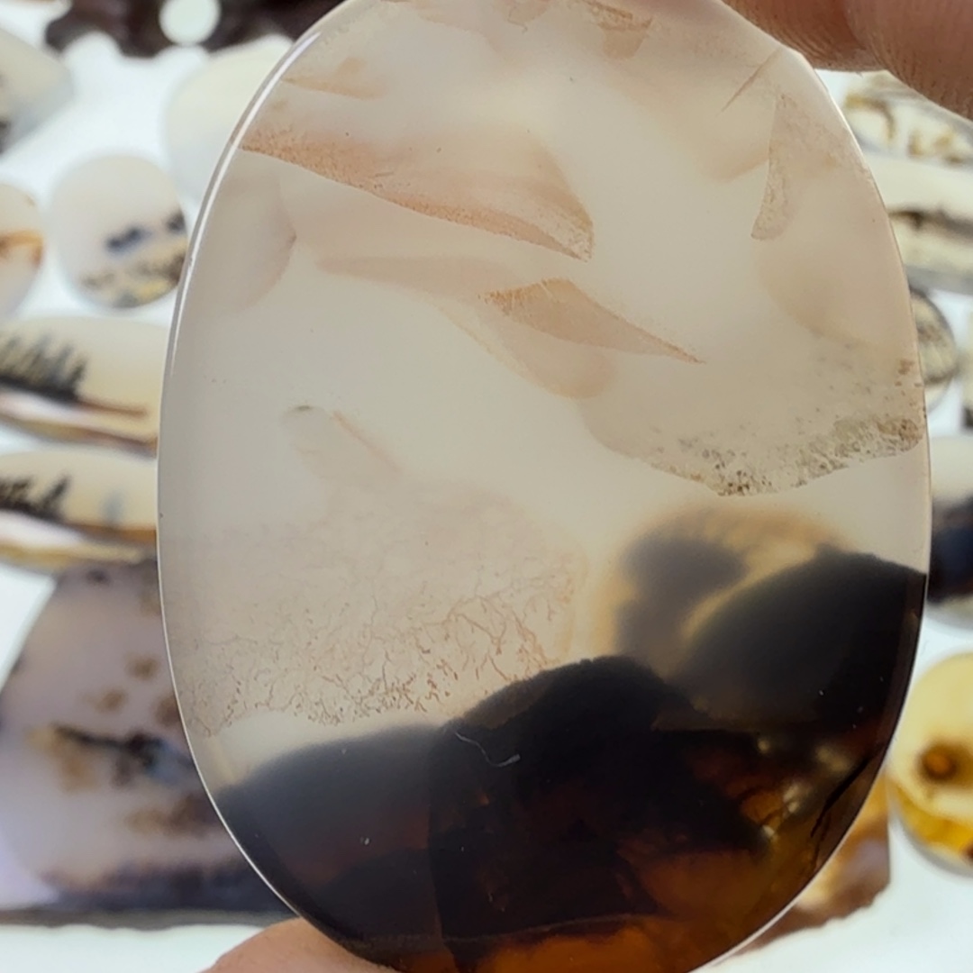 玛瑙/玉髓未镶嵌珠宝半成品