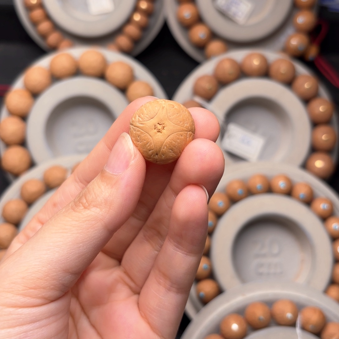 凤眼菩提吊坠嗨**铁麒麟单颗