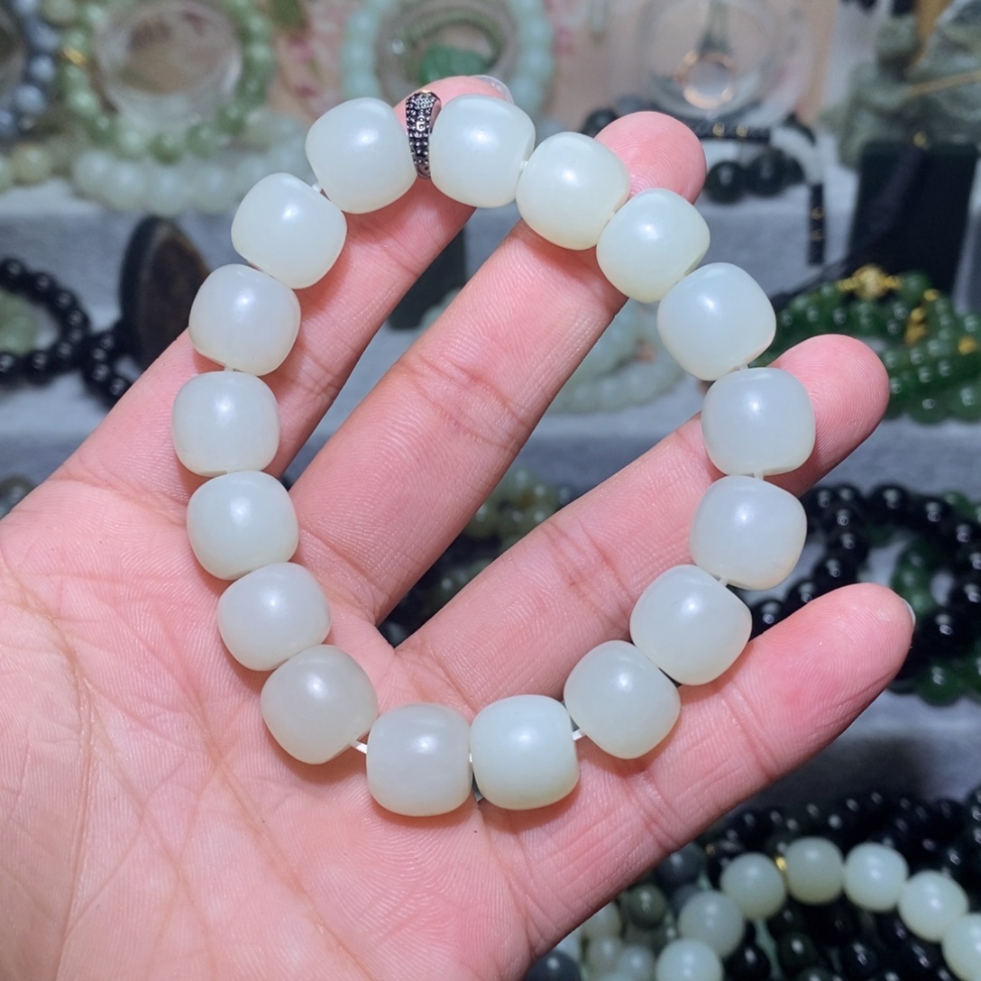 和田玉未镶嵌手链