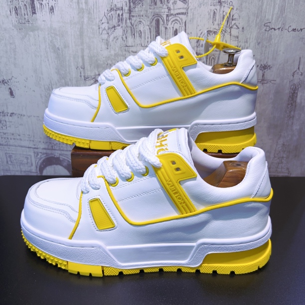 秋季真皮小白鞋男士板鞋时尚百搭休闲鞋透气柔软低帮鞋韩版潮流鞋