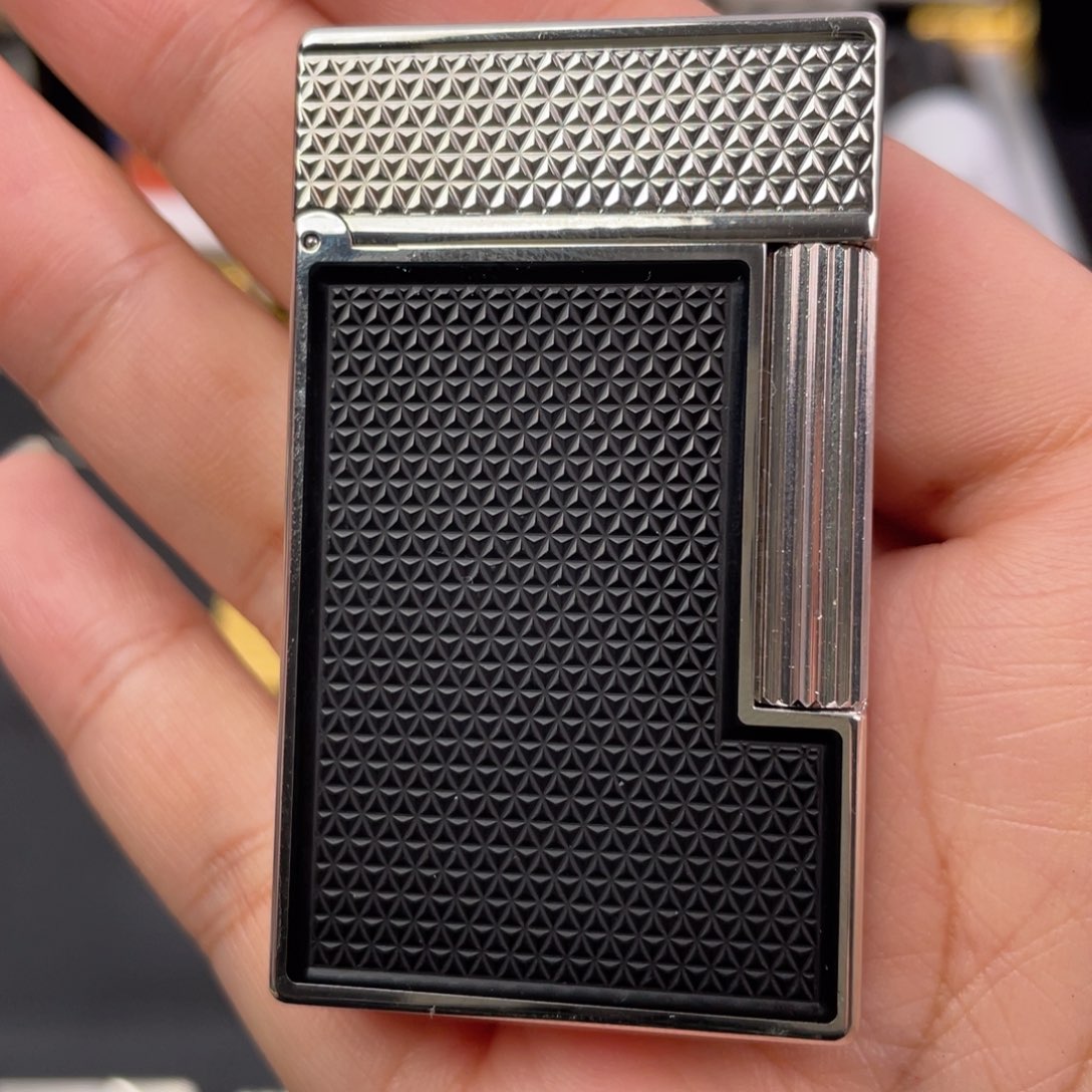 明铬哈哈哈哈哈哈哈哈