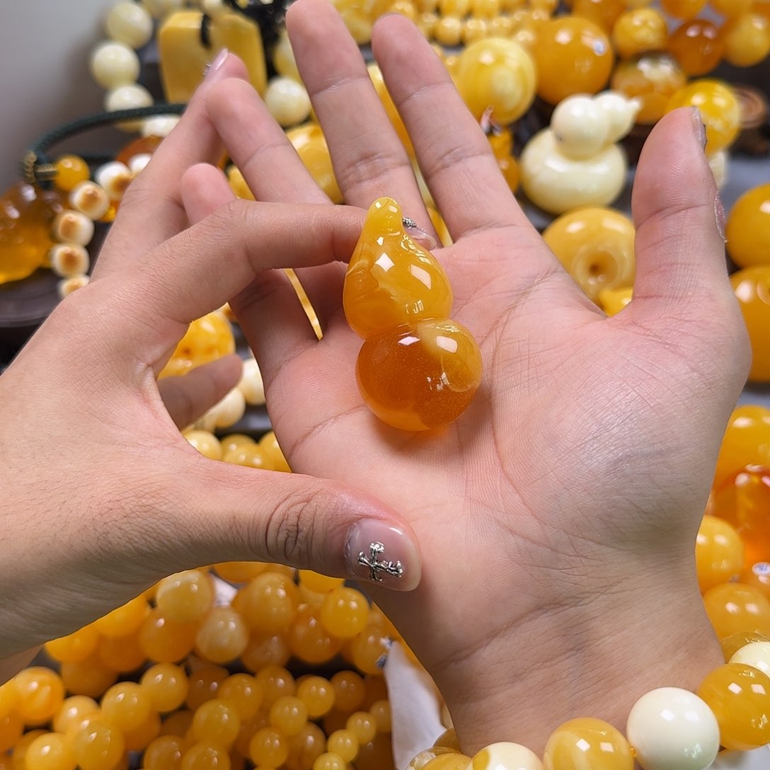 琥珀珠宝奇石未镶嵌葫芦