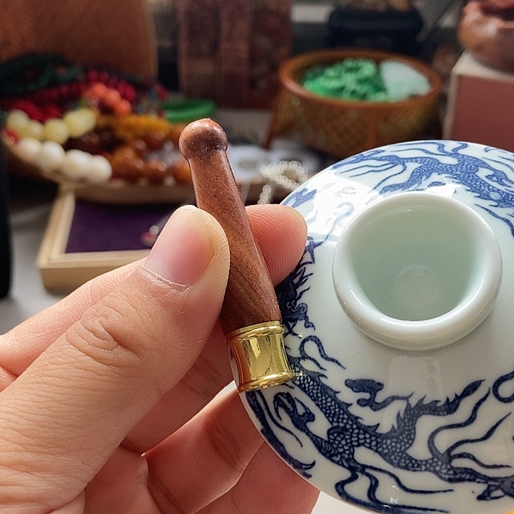 瓷片哈哈给哈哈哈哈哈哈