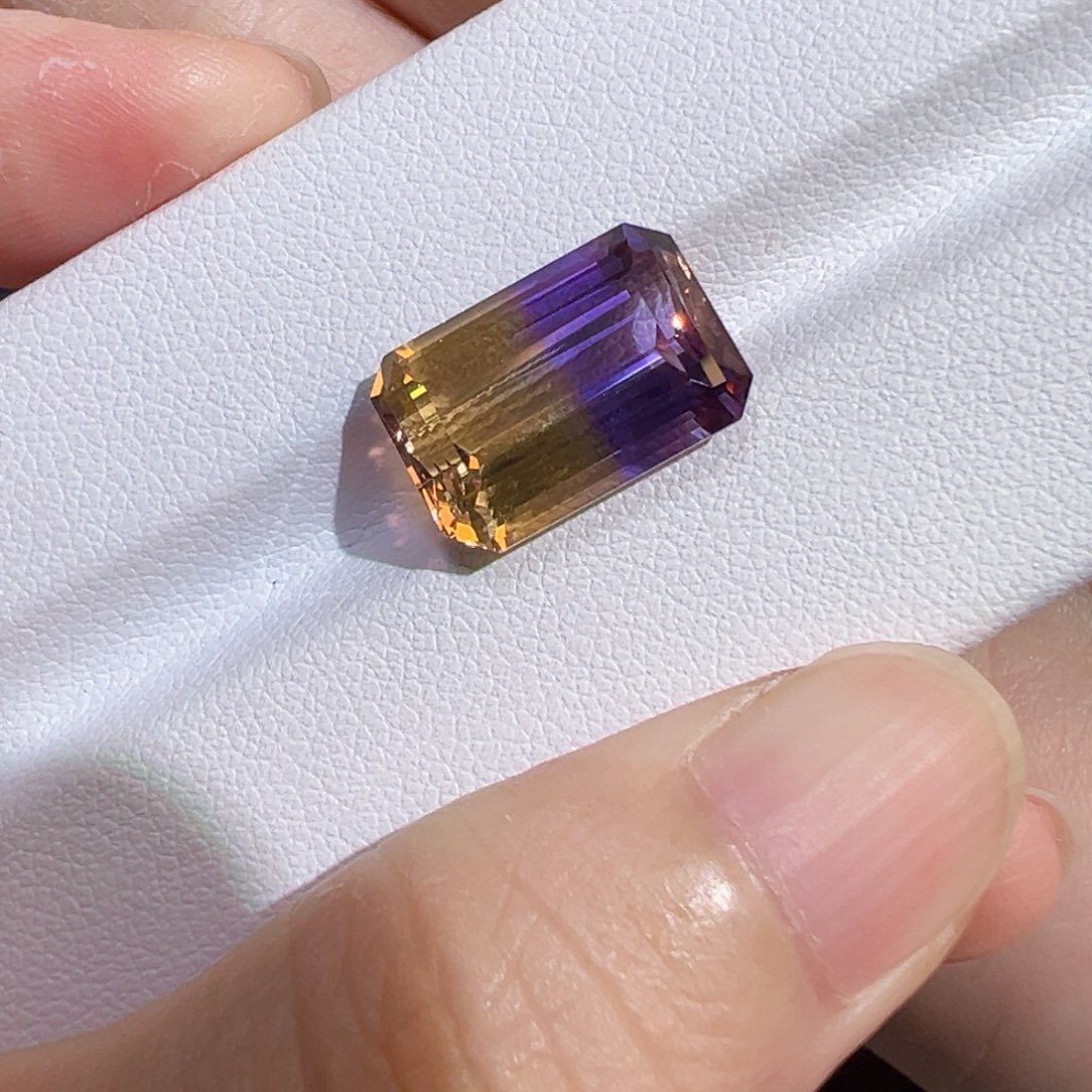 紫晶珠宝半成品未镶嵌8.2ct紫黄晶