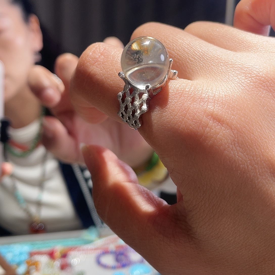 戒指银S925镶嵌水晶大气款