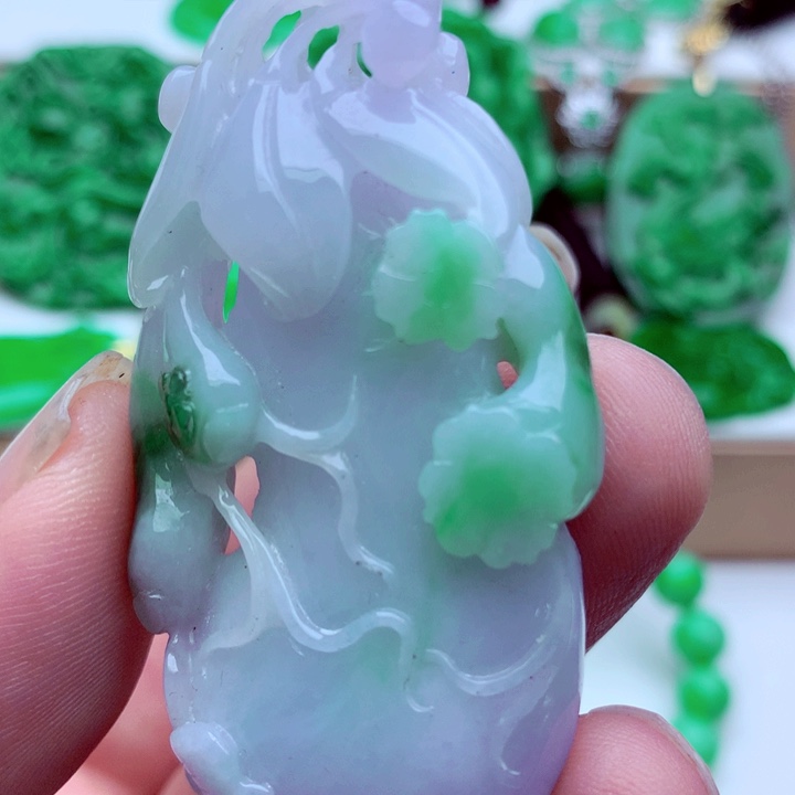 翡翠未镶嵌吊坠(不含链)