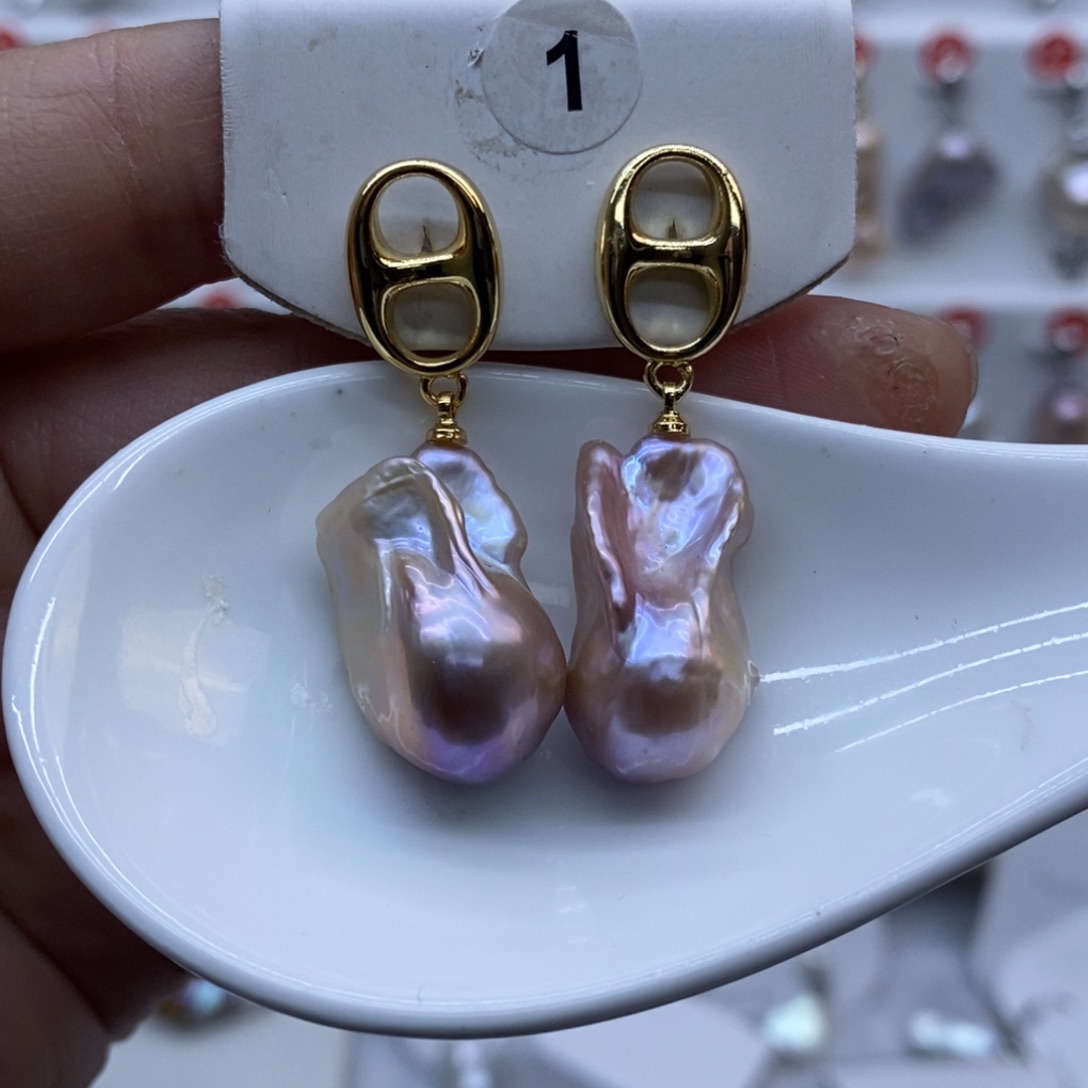 未镶嵌淡水珍珠颈饰