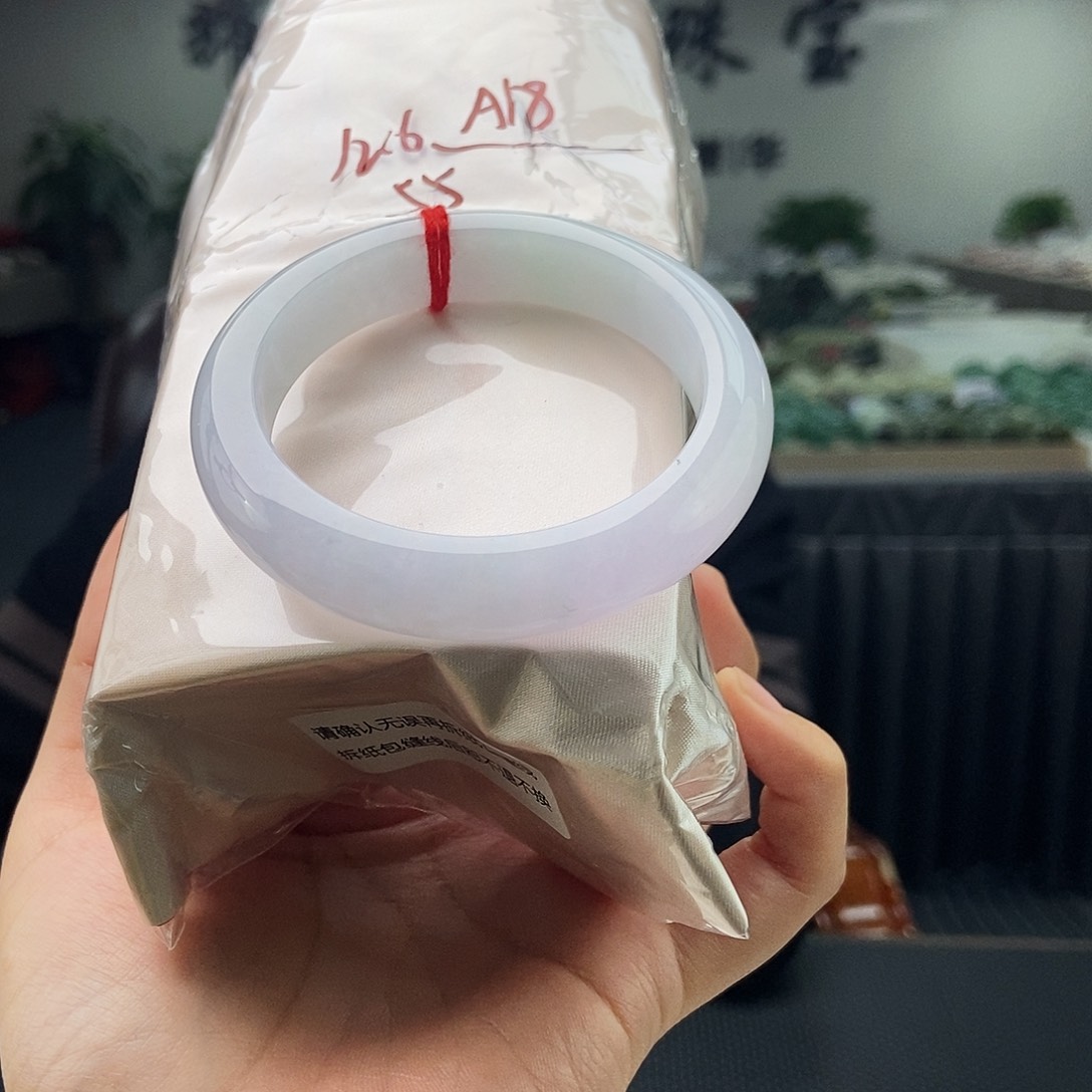 翡翠未镶嵌手镯拍一发一