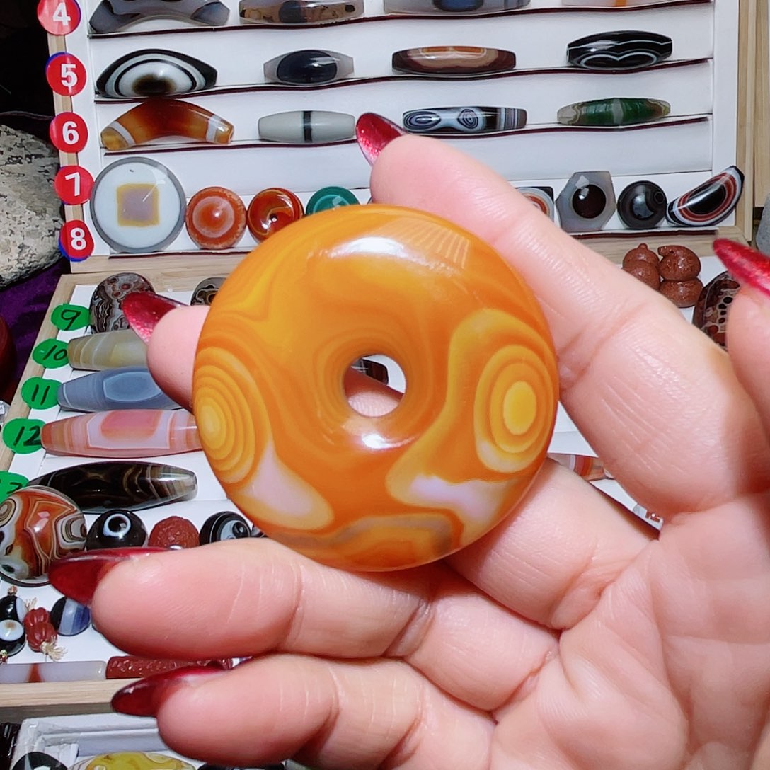 玛瑙/玉髓颈饰未镶嵌