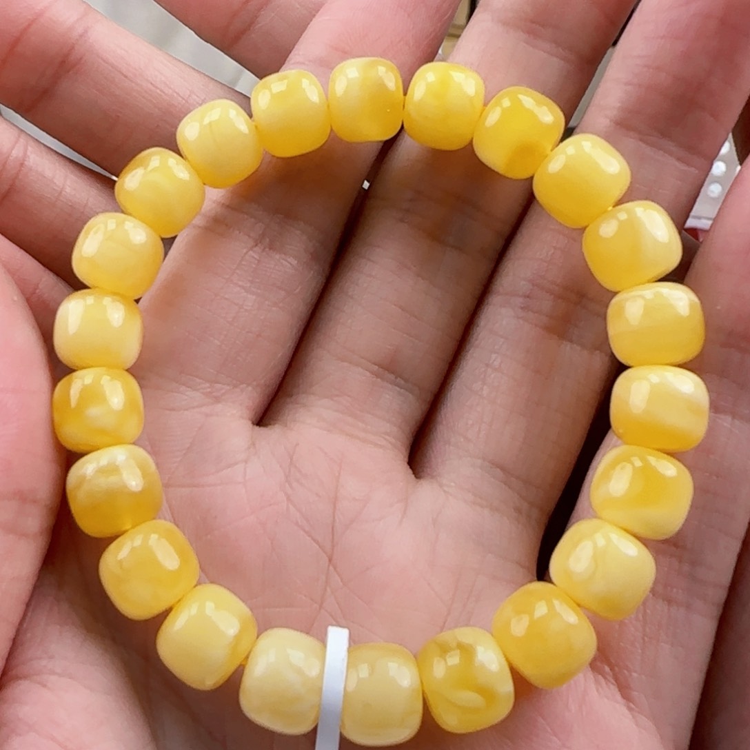 琥珀裸石未镶嵌蜜蜡