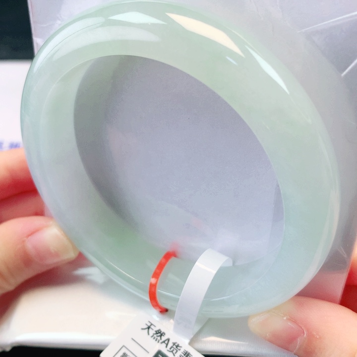 翡翠未镶嵌手镯58圈