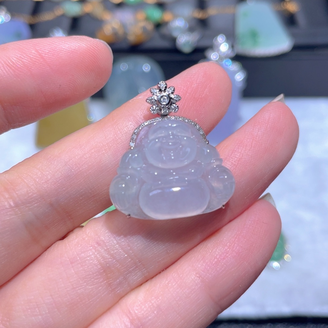 翡翠18K金镶嵌颈饰翡翠