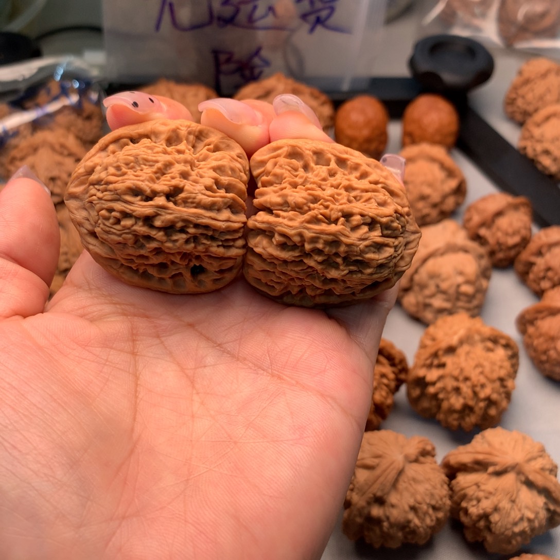 吊坠文玩核桃南疆38