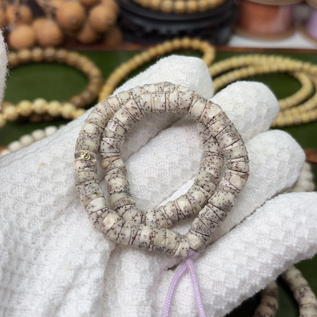 星月菩提吊坠8有意思